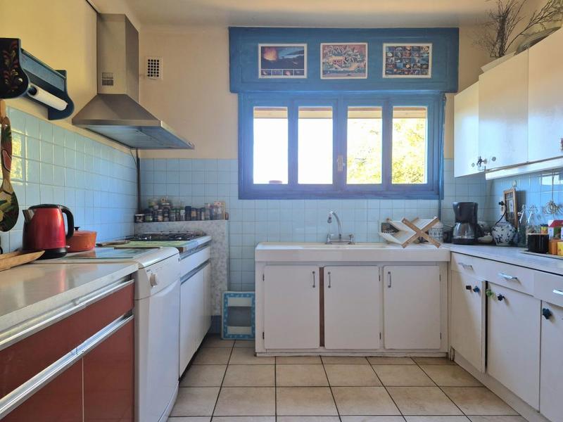 Appartement - 140 m² - 4 pièces