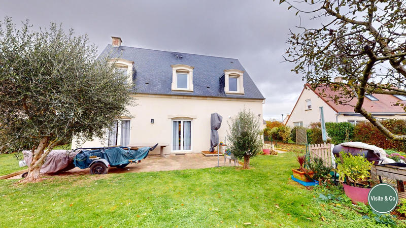 Maison traditionnelle - 118 m² - 6 pièces