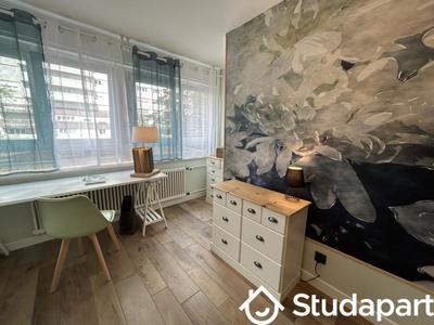 Chambre - 15 m² - 1 pièce