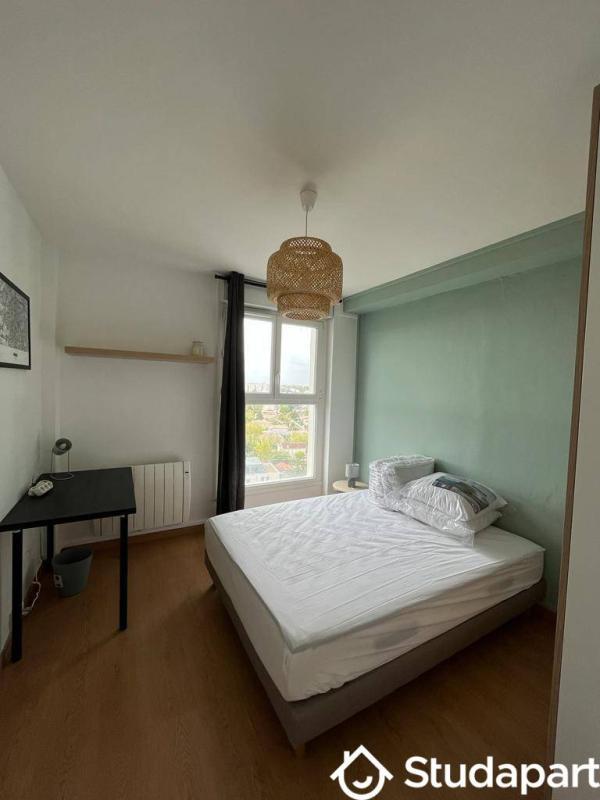 Chambre - 10 m² - 1 pièce