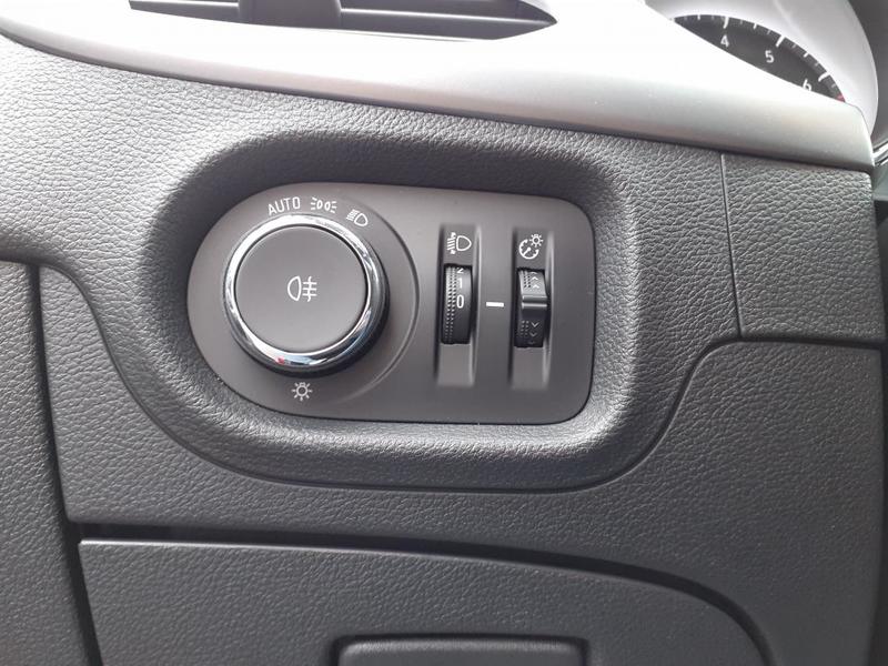 Opel Astra Sports Tourer 1.2 Turbo 130 ch Bvm6 Edition Business