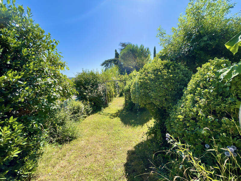 Maison de village - 193 m² - 9 pièces