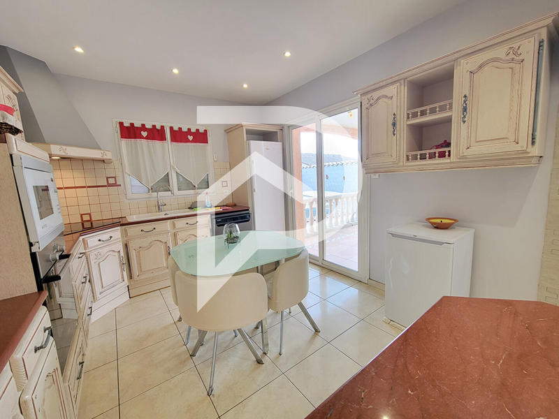 Villa - 170 m² - 6 pièces