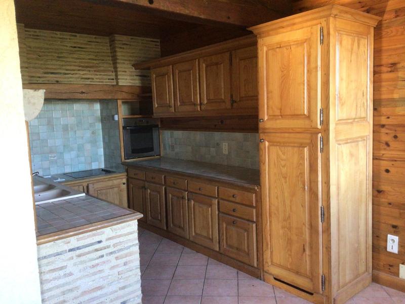 Maison - 305 m² - 12 pièces