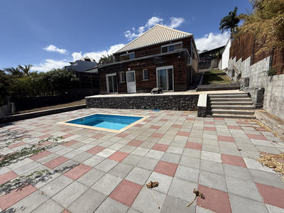 Maison - 125 m² - 5 pièces