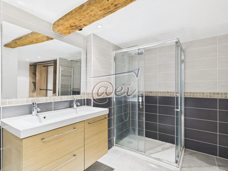 Maison - 87 m² - 5 pièces