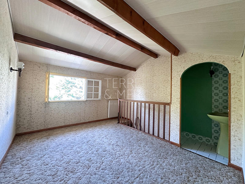 Maison - 90 m² - 5 pièces