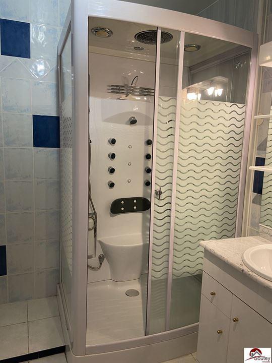 Appartement - 84 m² - 4 pièces