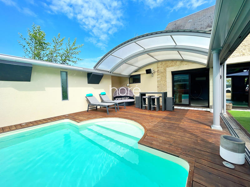 Maison ancienne - 300 m² - 6 pièces