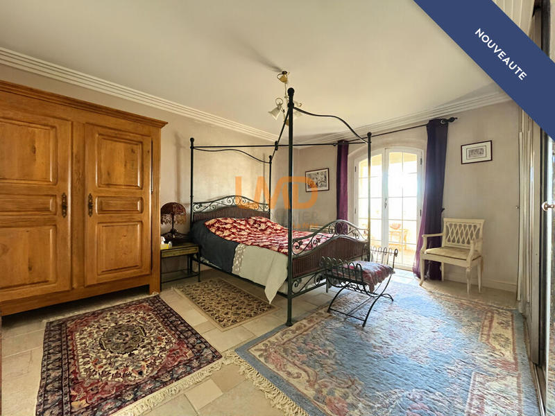 Villa - 286 m² - 7 pièces