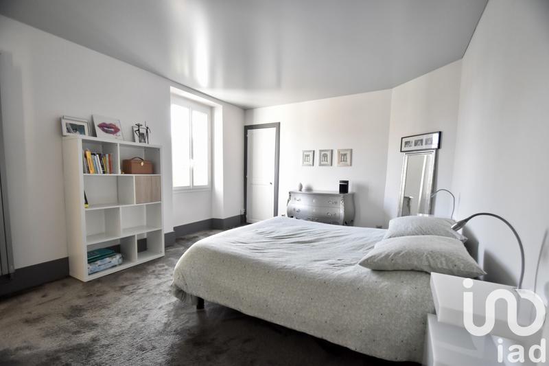 Maison - 320 m² - 10 pièces