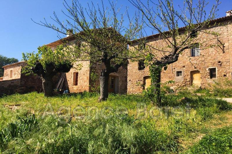 Propriété - 372 m² - 12 pièces