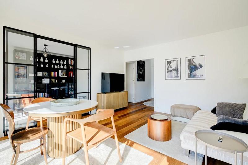 Appartement - 82 m² - 4 pièces