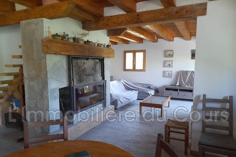 Maison - 92 m² - 6 pièces