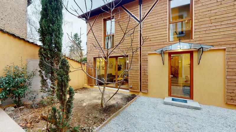 Appartement - 337 m²