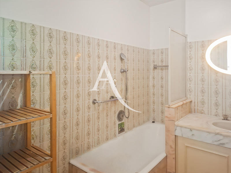 Appartement - 56 m² - 2 pièces