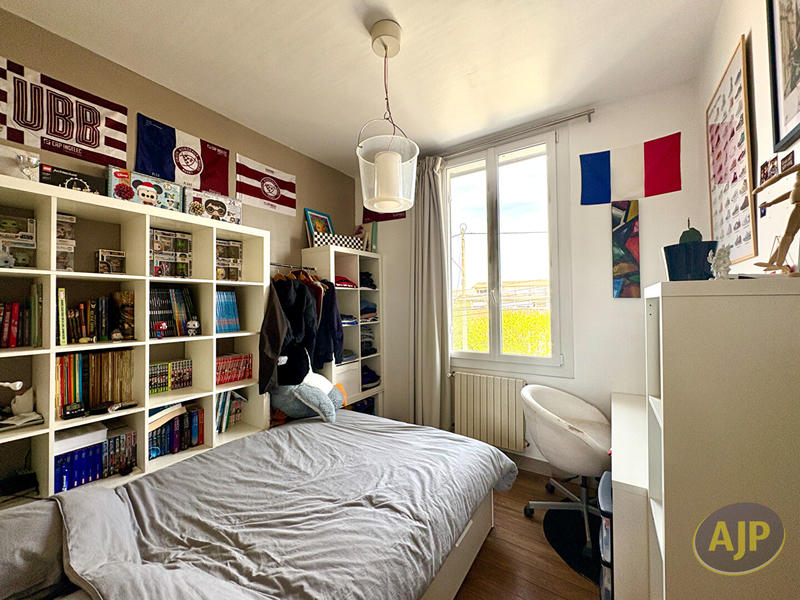 Maison - 110 m² - 5 pièces