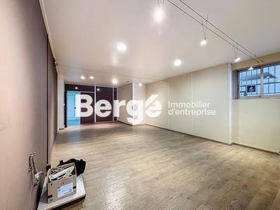 Local commercial - 215 m²