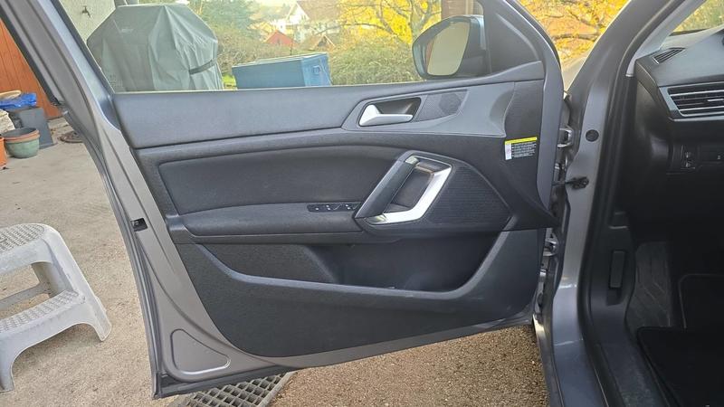 Peugeot 308 Sw II 1.2 PureTech 130 Eat8 Active