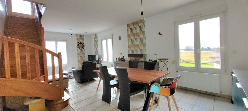 Appartement - 99 m² - 5 pièces
