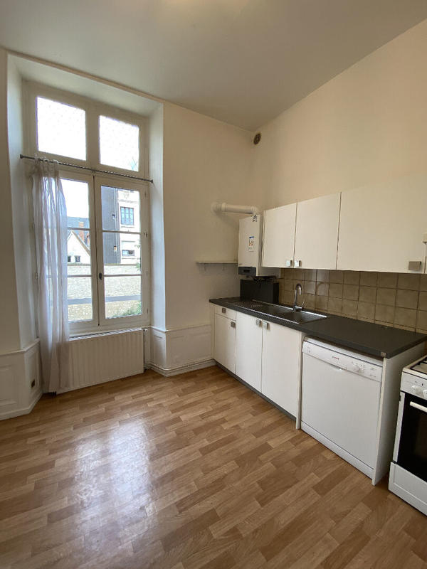 Appartement - 98 m² - 4 pièces