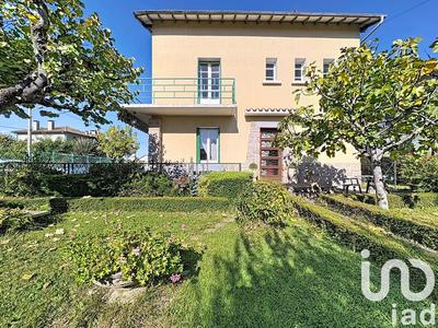 Maison - 137 m² - 5 pièces