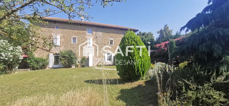 Maison - 206 m² - 8 pièces