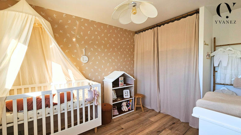 Maison - 122 m² - 6 pièces