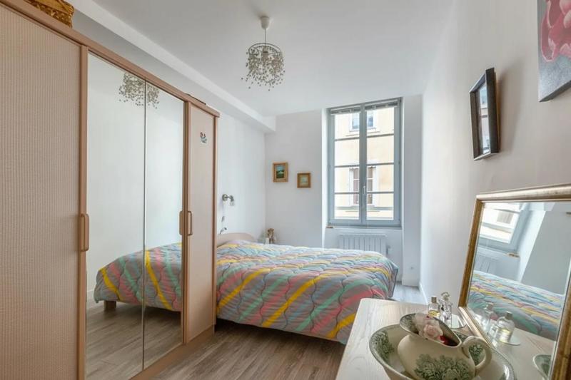 Appartement - 87 m² - 4 pièces