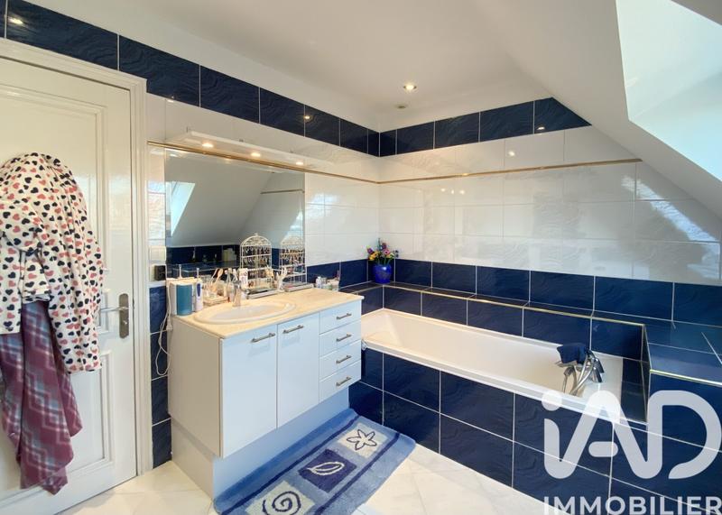 Maison - 114 m² - 5 pièces