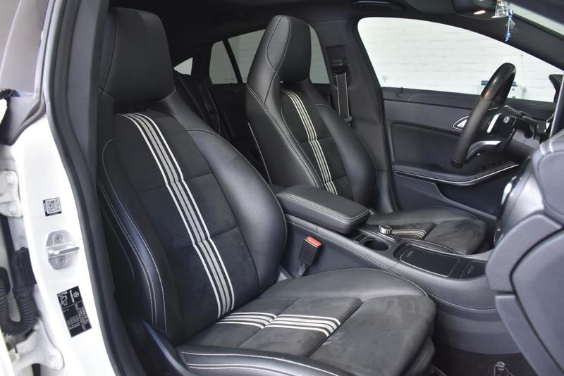 Mercedes Cla Shooting Brake 200 7-G Dct a White Art Edition