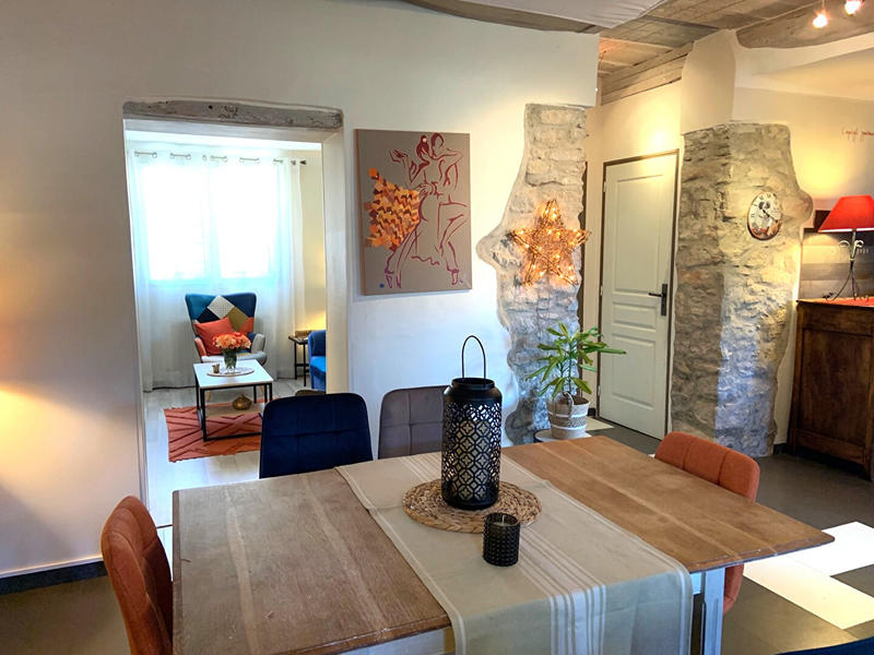 Maison - 175 m² - 9 pièces