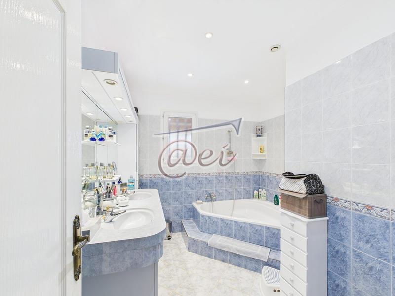 Villa - 132 m² - 4 pièces