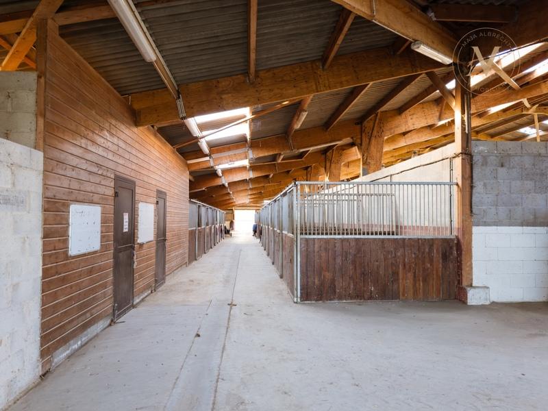 Haras - 118 m² - 6 pièces