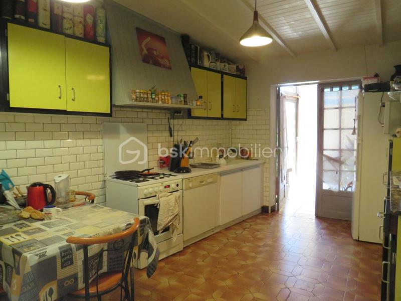 Maison - 141 m² - 7 pièces