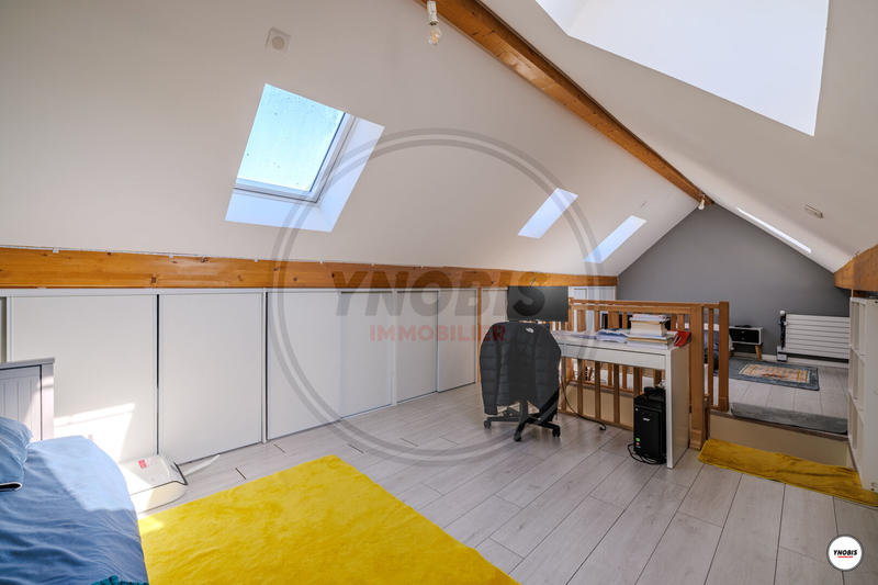 Maison - 187 m² - 7 pièces