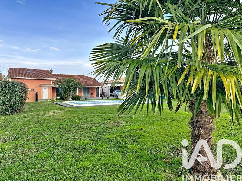 Maison - 138 m² - 6 pièces