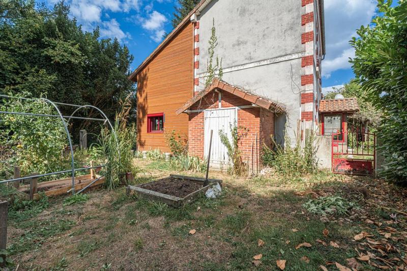 Maison - 107 m² - 5 pièces