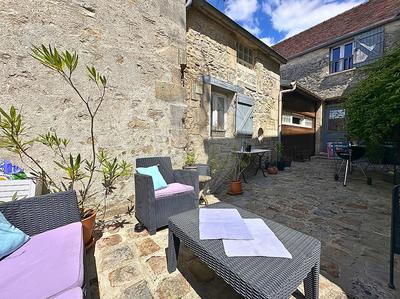 Maison en pierre - 120 m² - 5 pièces