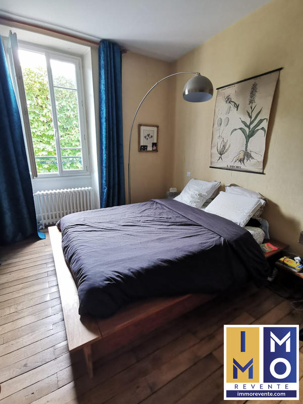 Maison - 170 m² - 7 pièces