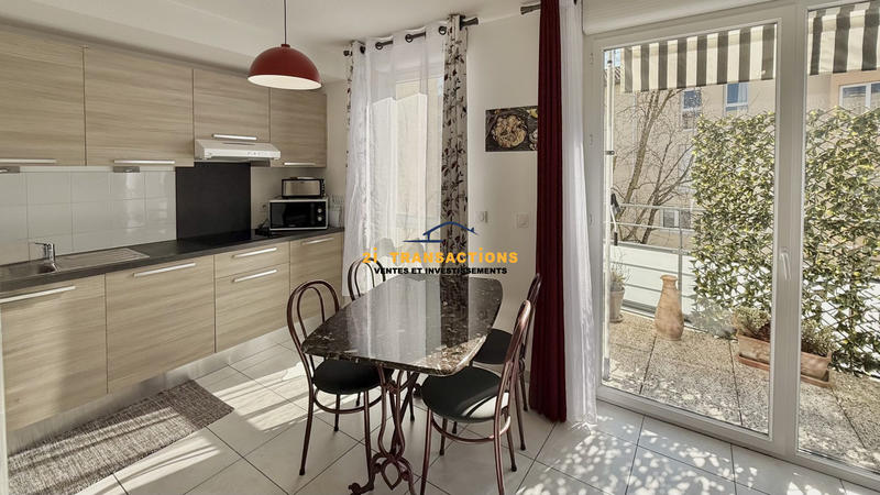 Appartement - 60 m² - 3 pièces