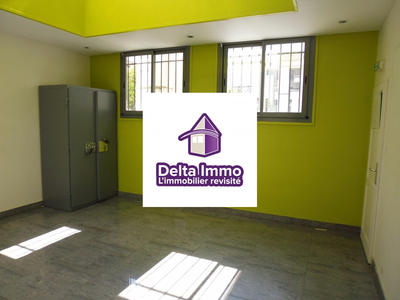 Local commercial - 128 m²