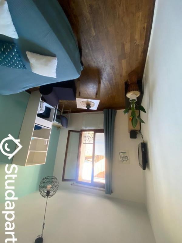 Chambre - 12 m² - 1 pièce