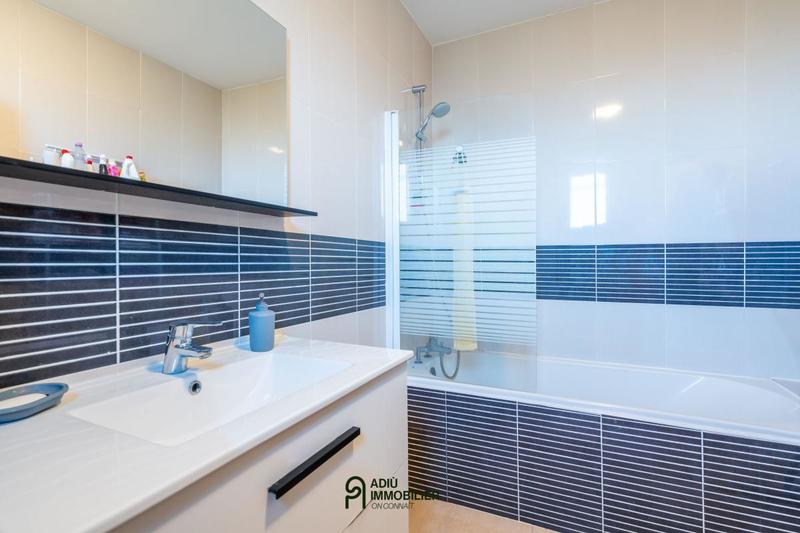 Maison - 195 m² - 6 pièces