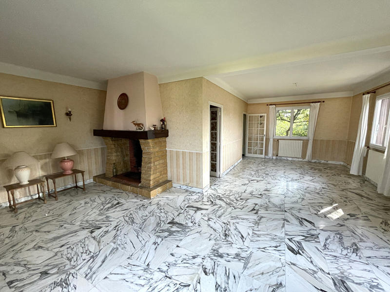 Maison - 180 m² - 7 pièces