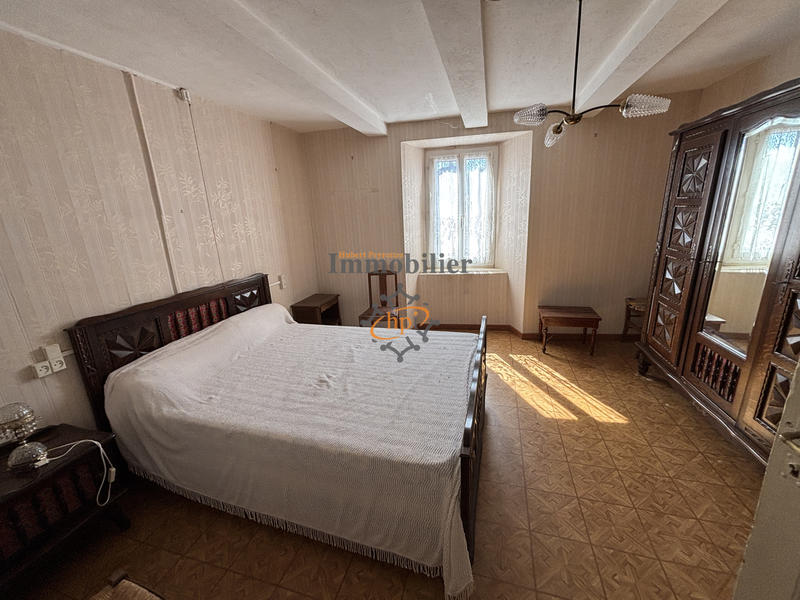 Maison - 152 m² - 1 pièce