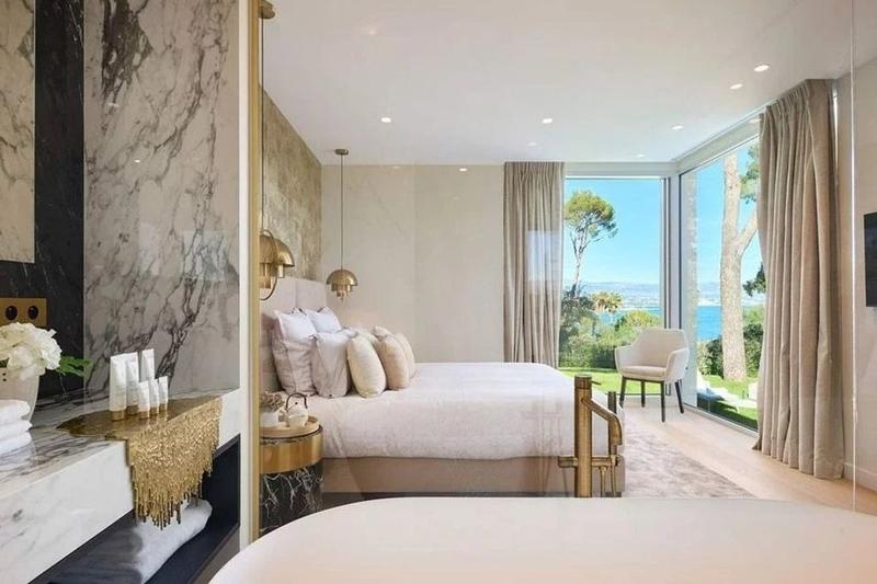 Villa - 330 m² - 7 pièces