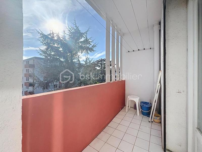 Appartement - 77 m² - 3 pièces