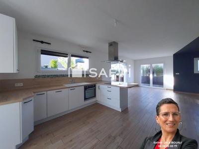 Maison - 93 m² - 4 pièces