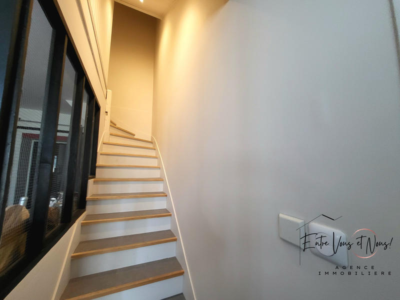 Maison ancienne - 235 m² - 7 pièces